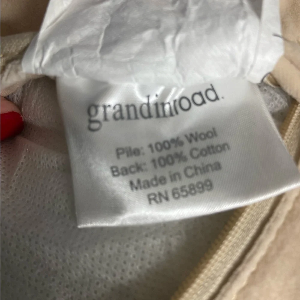 Grandinroad good preowned